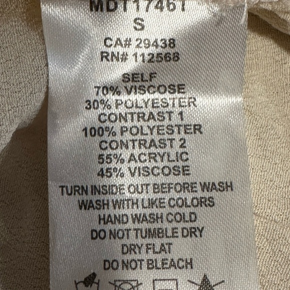 Miss Me Floral Sleeve Boho Blouse Small Ivory Tropical Print crochet Detail - Picture 8 of 9